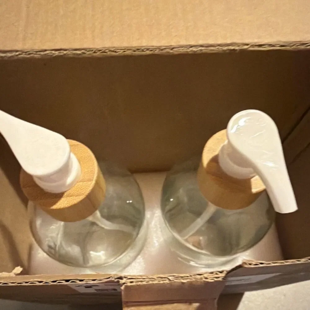 Maisonovo Modern Clear Glass Soap Dispensers 2-Pack White Pump Bamboo Collar